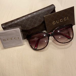 Brown Gucci sunglasses